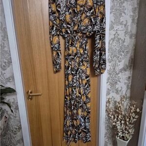 River Island Black and Yellow Patterned Long Sleeve Dress